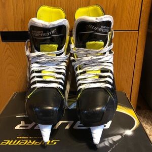 Bauer Supreme ice skates men's 7 GUC
